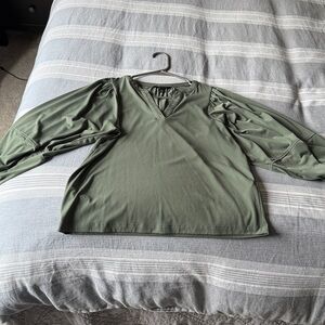 Banana Republic work blouse